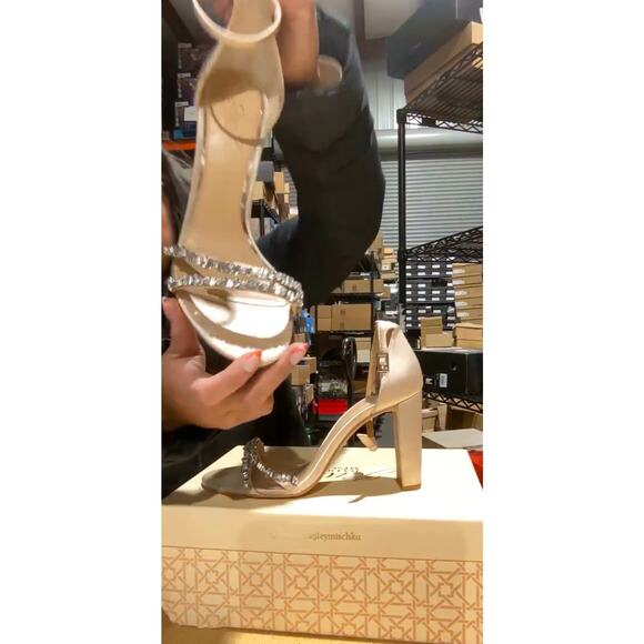 Jewel Badgley Mischka Alia Jewel Embellished Sandals Size 9 MSRP $129 - Picture 5 of 14